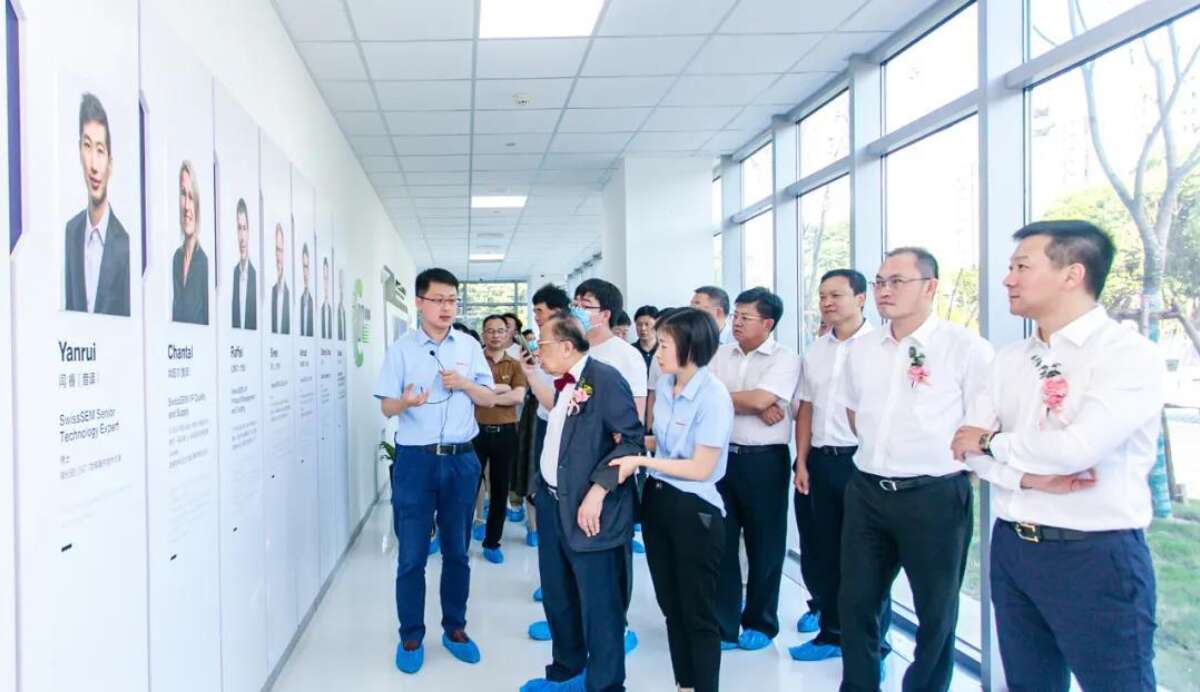 参观赛季亚太半导体igbt生产线 参观赛季亚太半导体igbt生产线